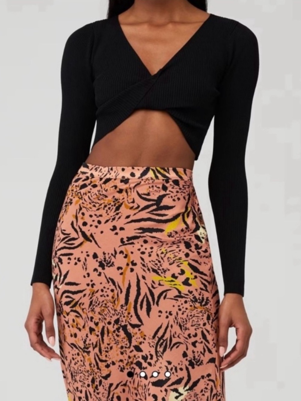 MINKPINK Black Long-Sleeve Twist Front Crop Top